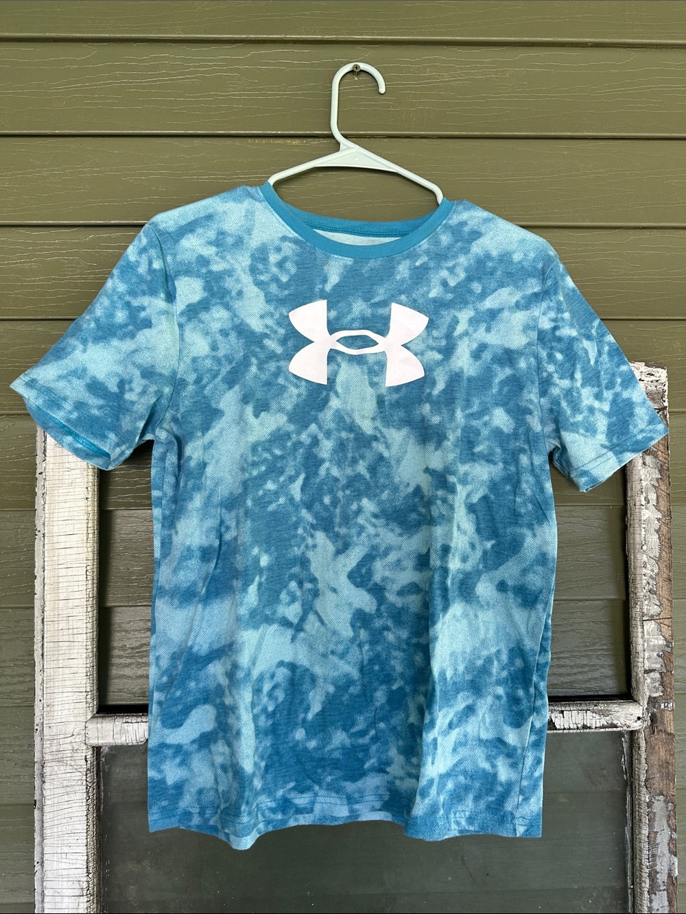 Under‎ Armour Blue Tie-Dye Performance Tee with White Logo